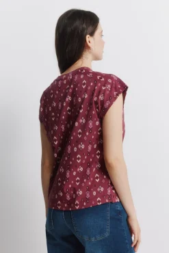 T-shirt &agrave; imprim&eacute; ethnique