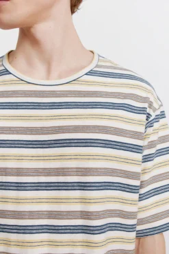 T-shirt &agrave; rayures