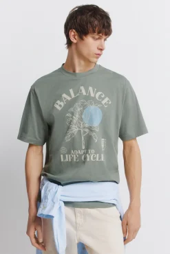 T-shirt Balance