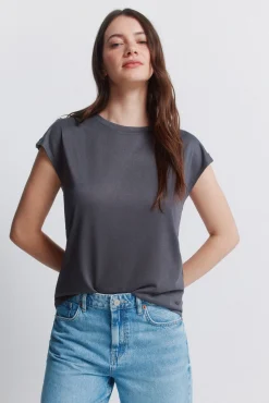 T-shirt basique à clous