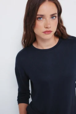 T-shirt combin&eacute;