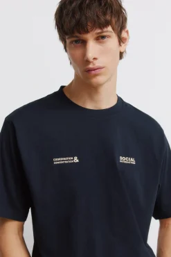 T-shirt social interaction